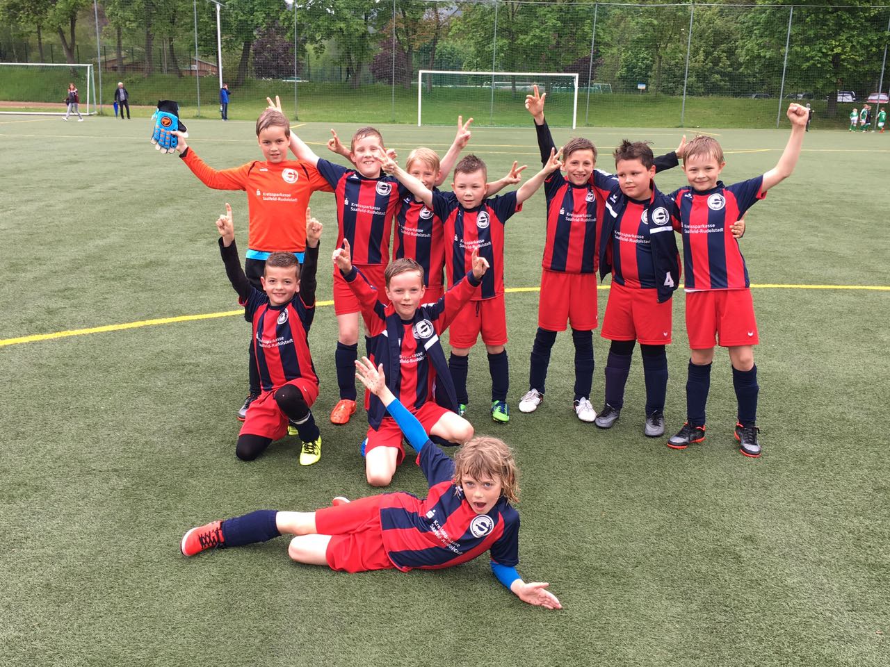 F-Junioren mit Auswärtssieg